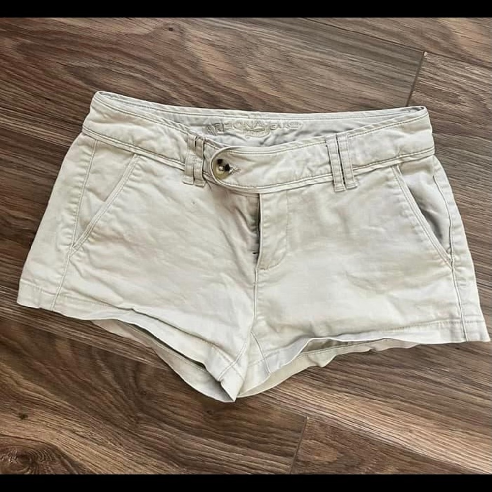 Arizona Khaki Shorts